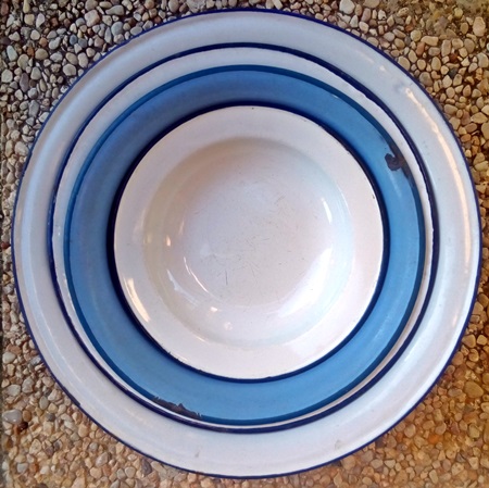 Lote de palanganas metálicas