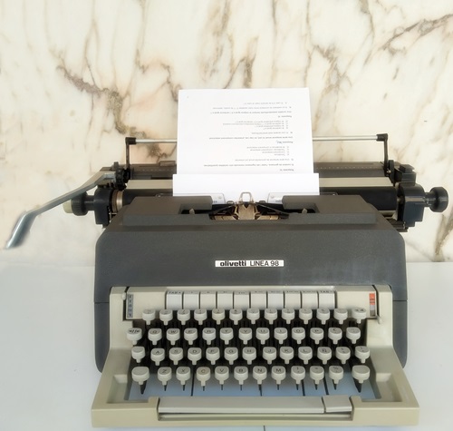 Máquina de escribir Olivetti linea 98 - Andanadv