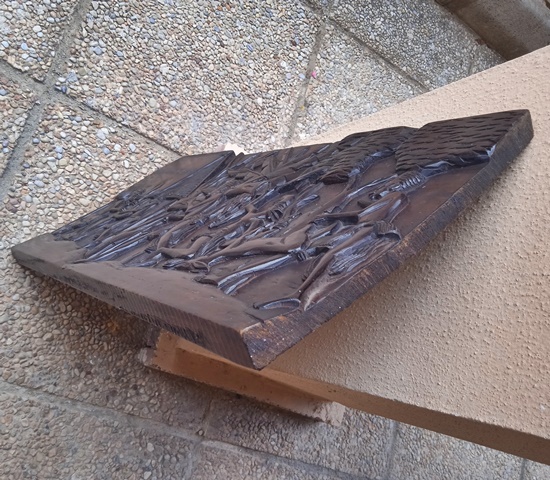 Tabla tallada africana - Imagen 2