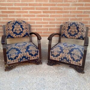 Sillones modernistas descalzadores