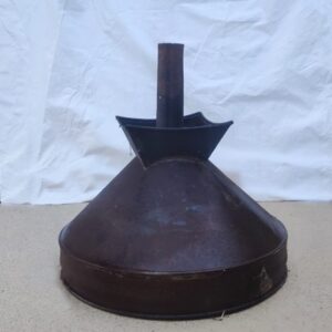 Embudo de barril antiguo